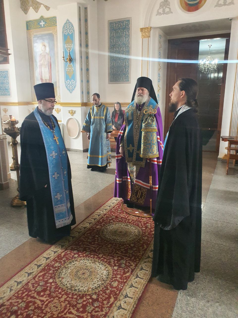 В канун праздника Благовещения Пресвятой Богородицы епископ Игнатий совершил всенощное бдение в главном храме Актобе