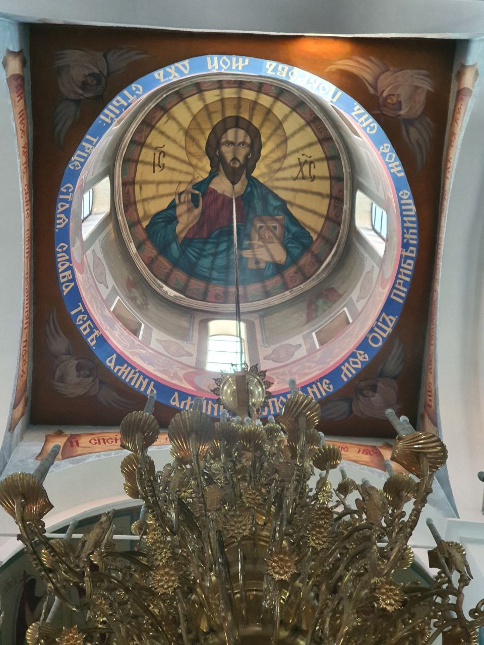 Воскресное служение епископа Игнатия в Никольском соборе Актюбинска