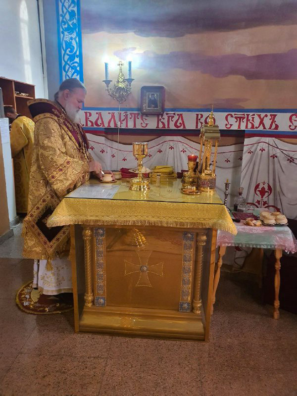 В день празднования церковного новолетия епископ Игнатий совершил Литургию в Никольском соборе