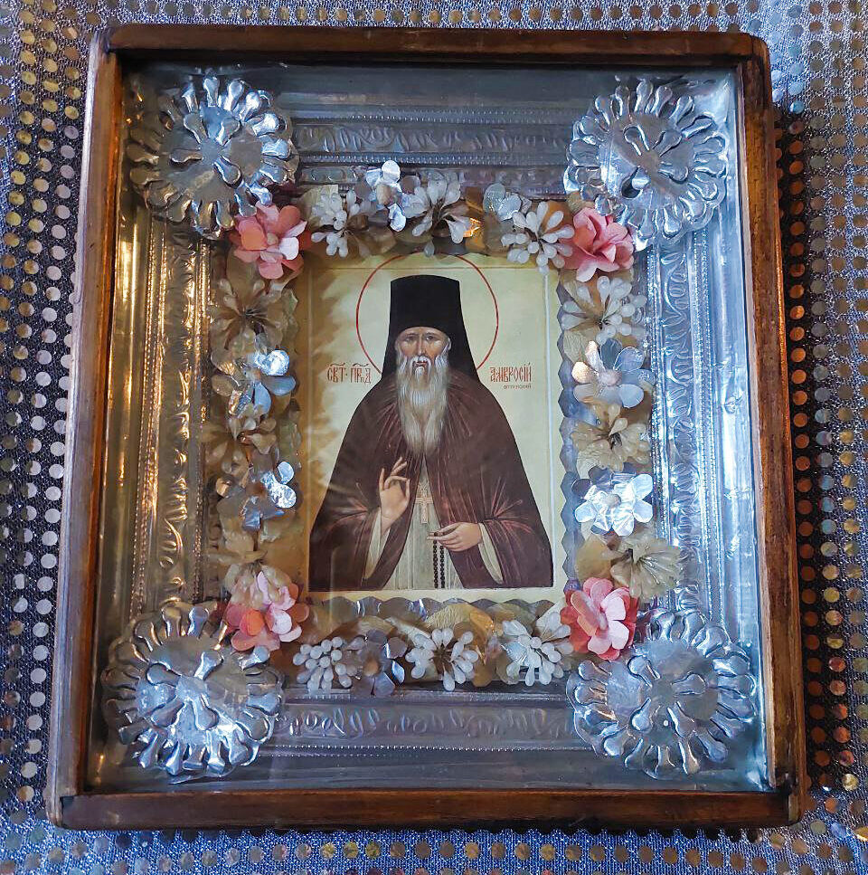 В Покровском храме города Есик молитвенно почтили память преподобного Амвросия Оптинского