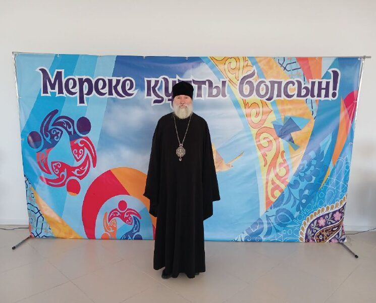 Поздравление епископа Игнатия с днем пожилого человека