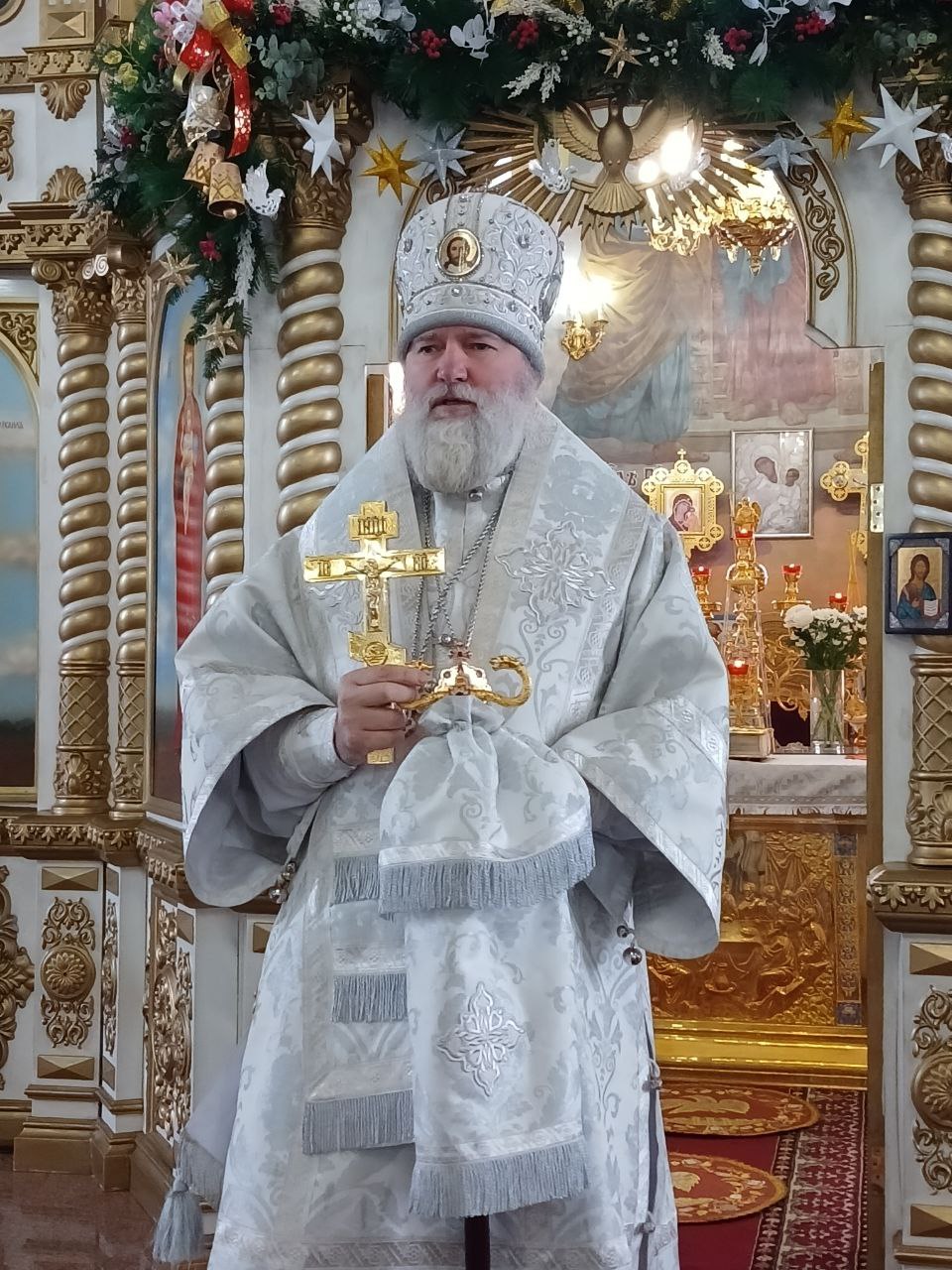 В Навечерие Рождества Христова епископ Игнатий возглавил праздничное богослужение в Никольском кафедральном соборе Актобе