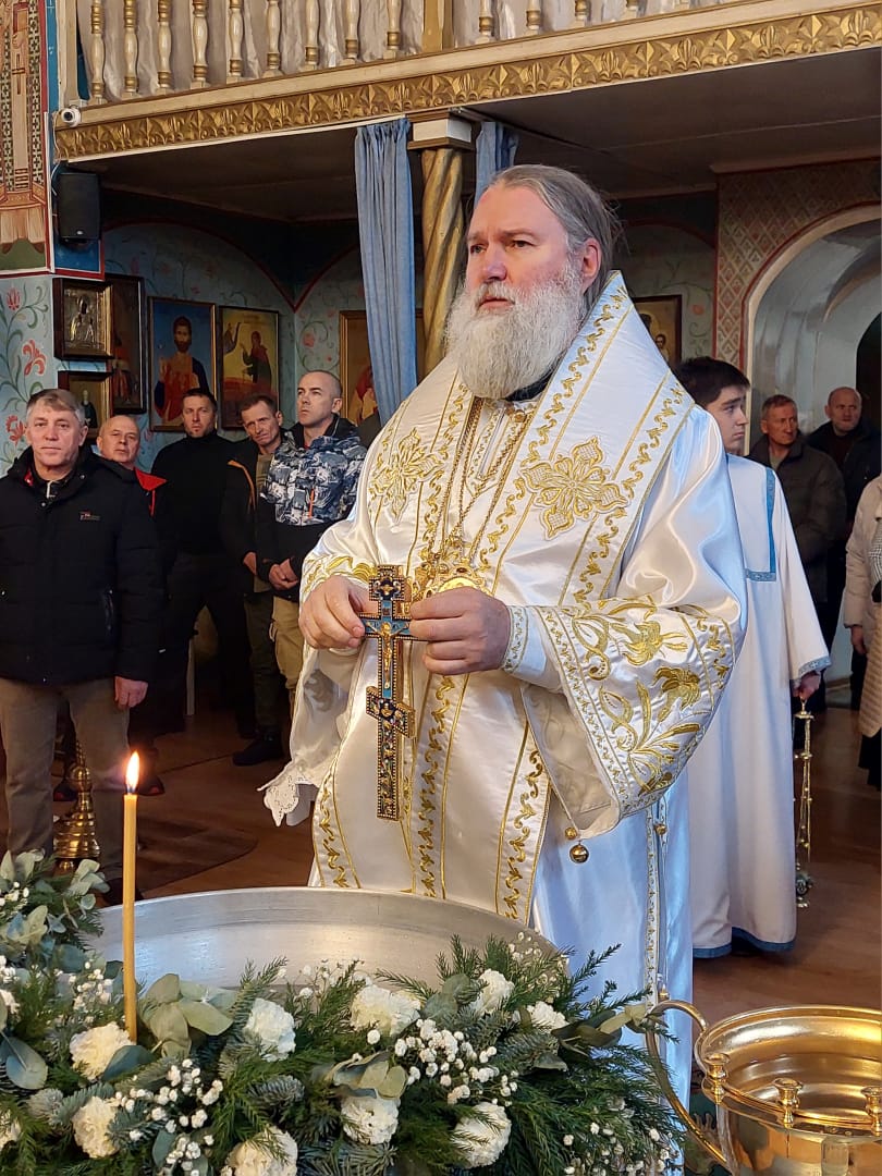 В Навечерие Богоявления Господня епископ Игнатий возглавил Литургию и чин великого освящения воды на епархиальном подворье
