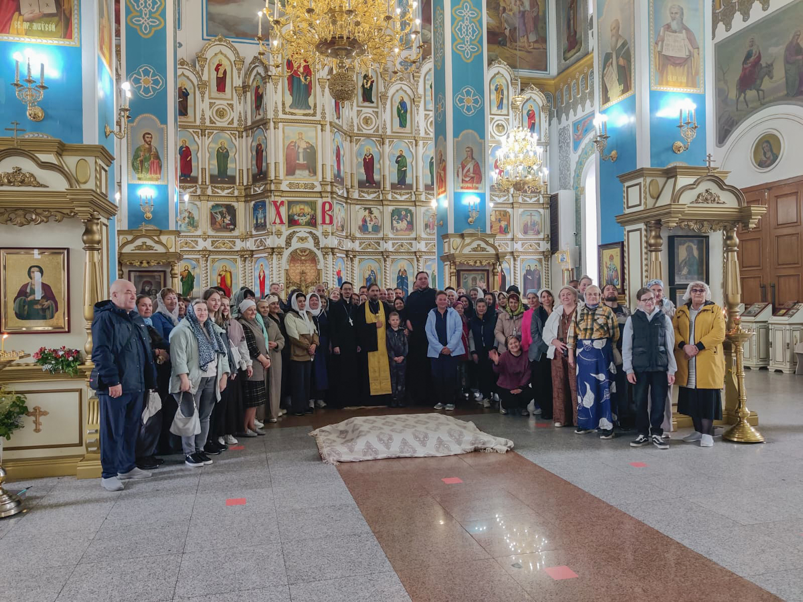 Группа паломников из Актобе отправилась в паломническую поездку в Дивеево